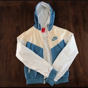 Nike windbreaker